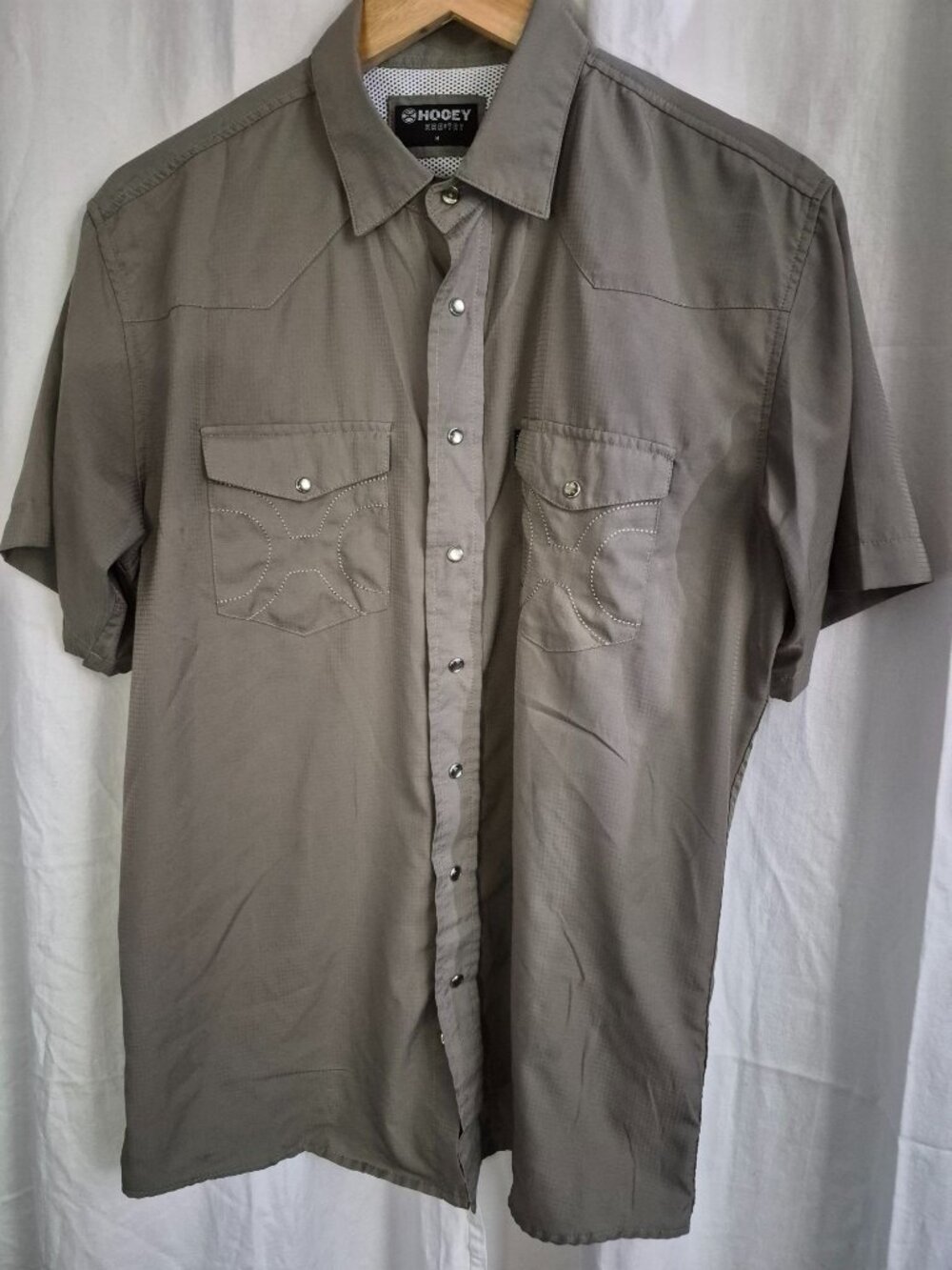 Hooey Habitat Medium Tan Pearl Snap Outdoor Breathable Travel Work Top